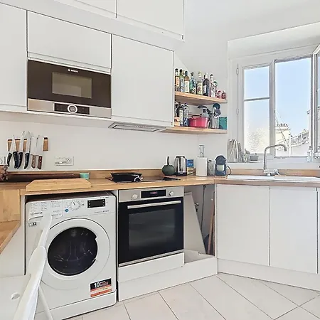 Charming Near Batignolles & Montmartre Apartment Paris